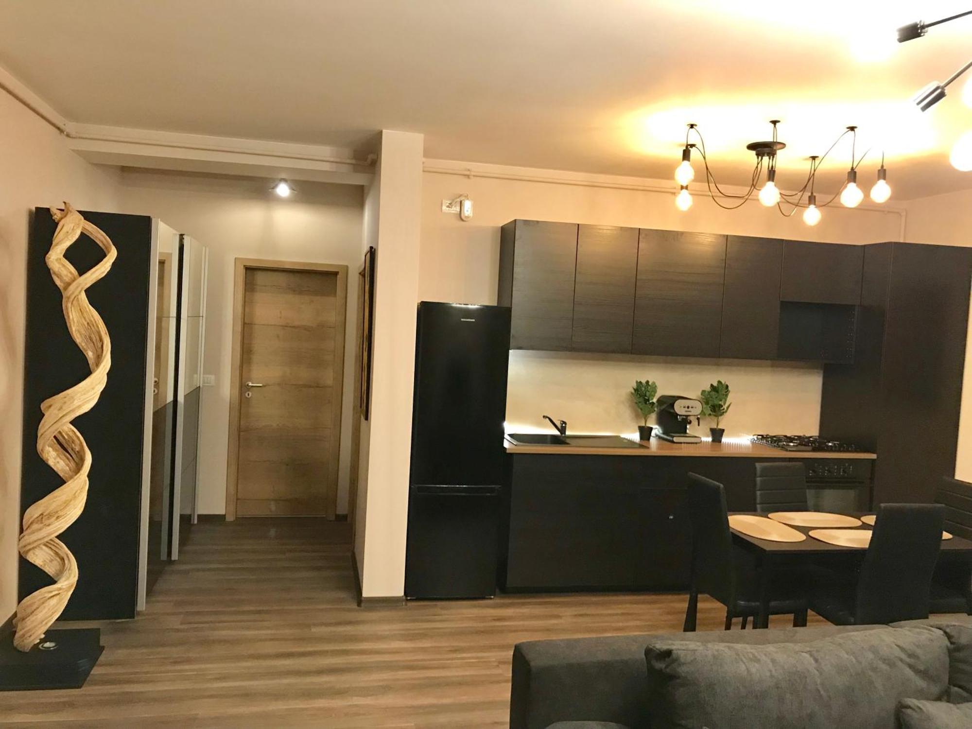 Wood Central Apartment Timişoara Exteriör bild